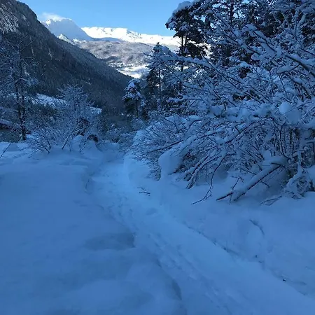 Apartmán Ferienwohnung Albula Im Herzen Graubundens